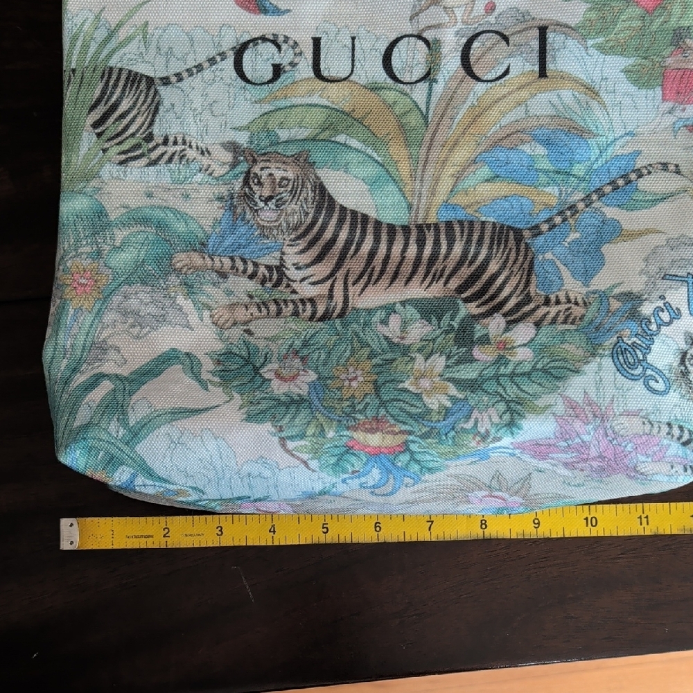 Gucci Beauty Jungle Print Tote Bag - Picture 8 of 9